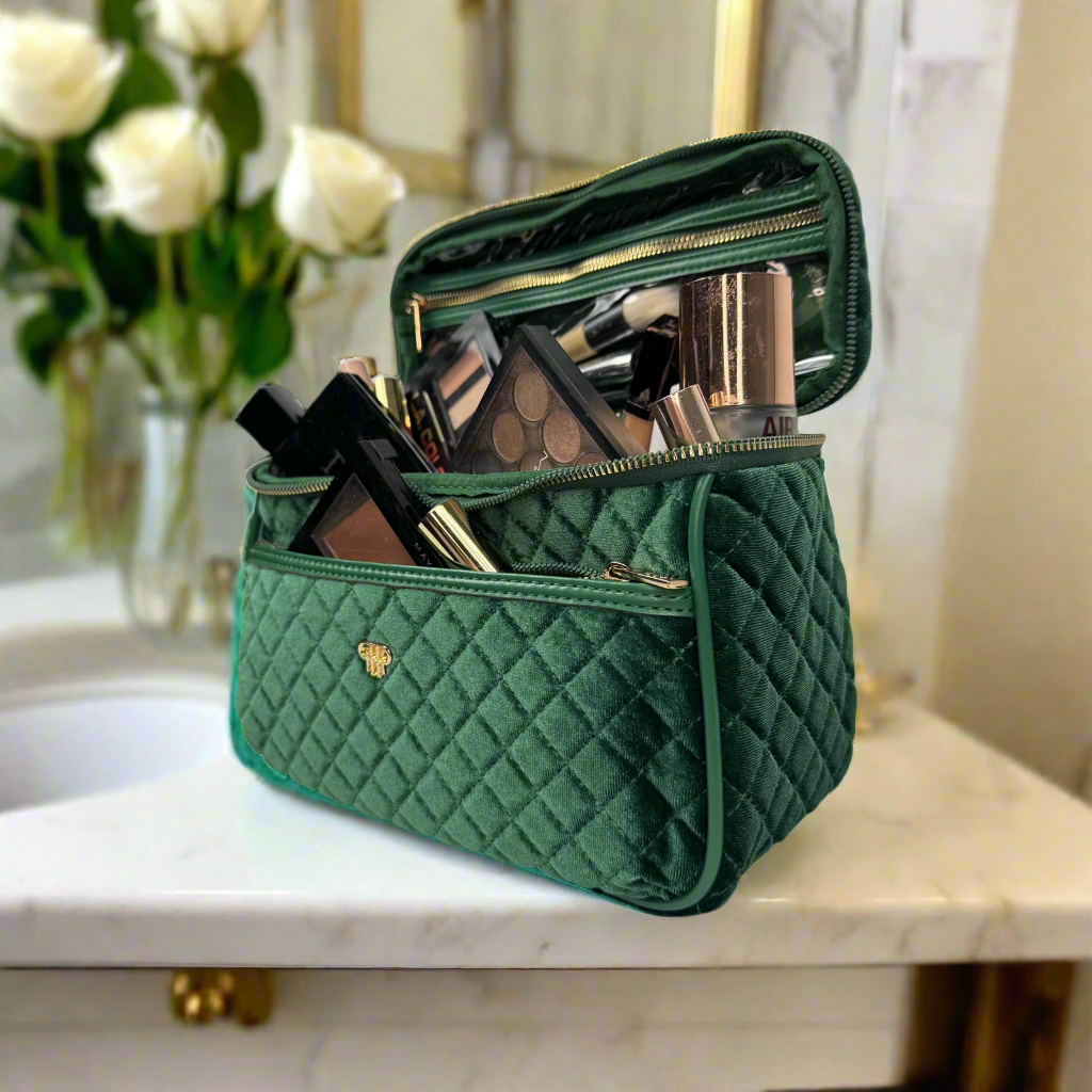Classic Train Case - Emerald Velvet