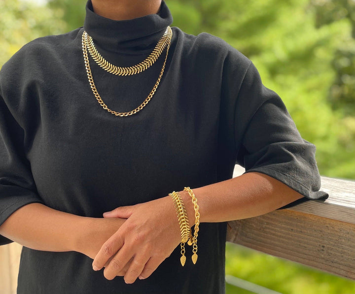 18k matte gold fish bone bracelet