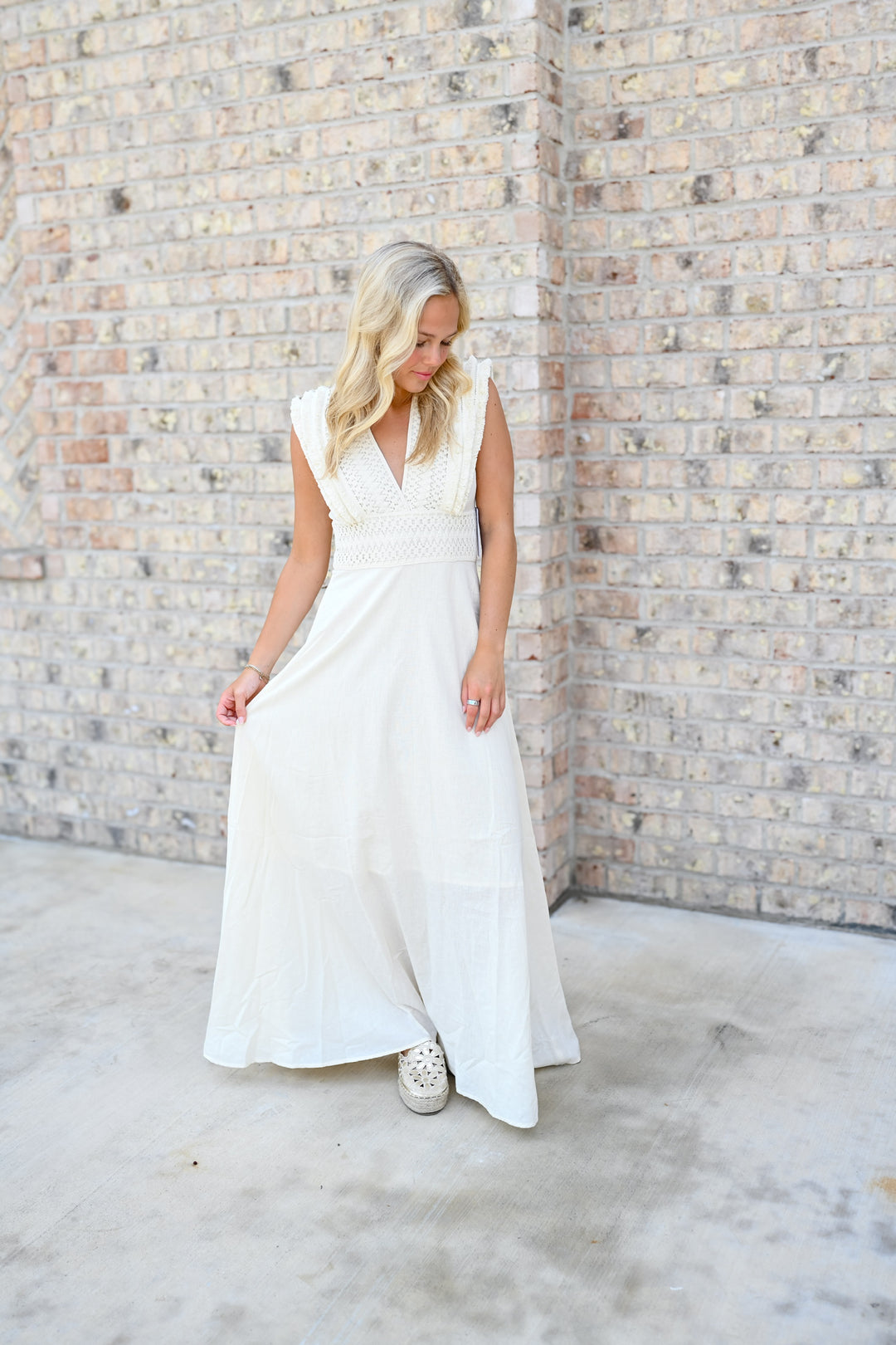 Boho Natural V-Neck Maxi Dress – Shop Wrens