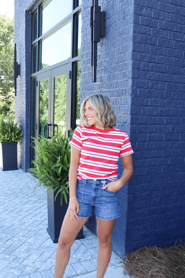 Zuma Crew Neck Tee in Scarlet Stripe - Daze Denim