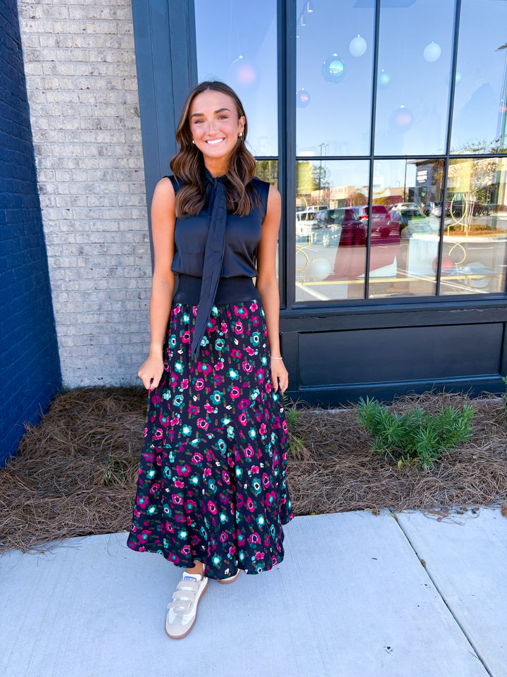 Black Holiday Garden Skirt
