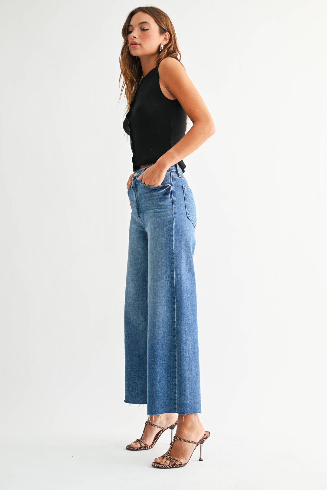 Scissor Cut Wide Leg Jeans in Medium