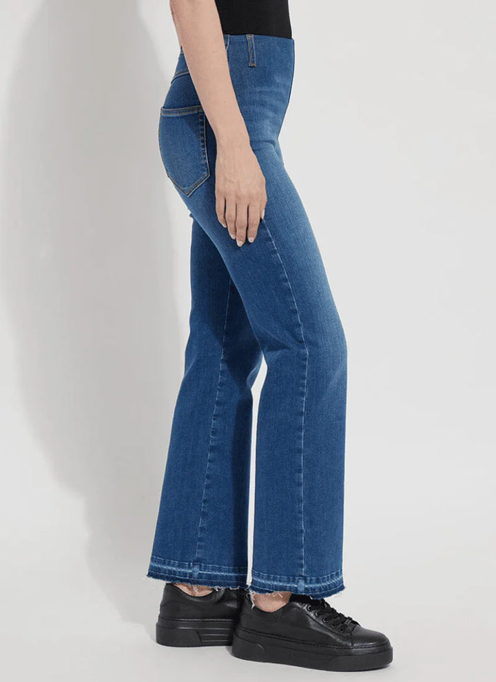 Premium Denim Relaxed Straight in Authentic
