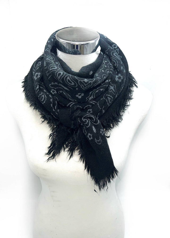 Square wool scarf with paisley pattern in Black