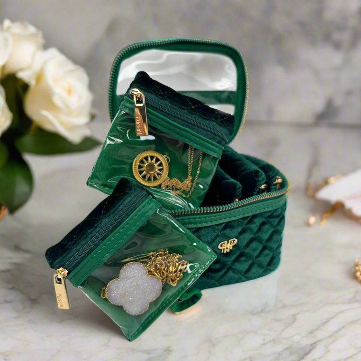Getaway Jewelry Case - Emerald Velvet