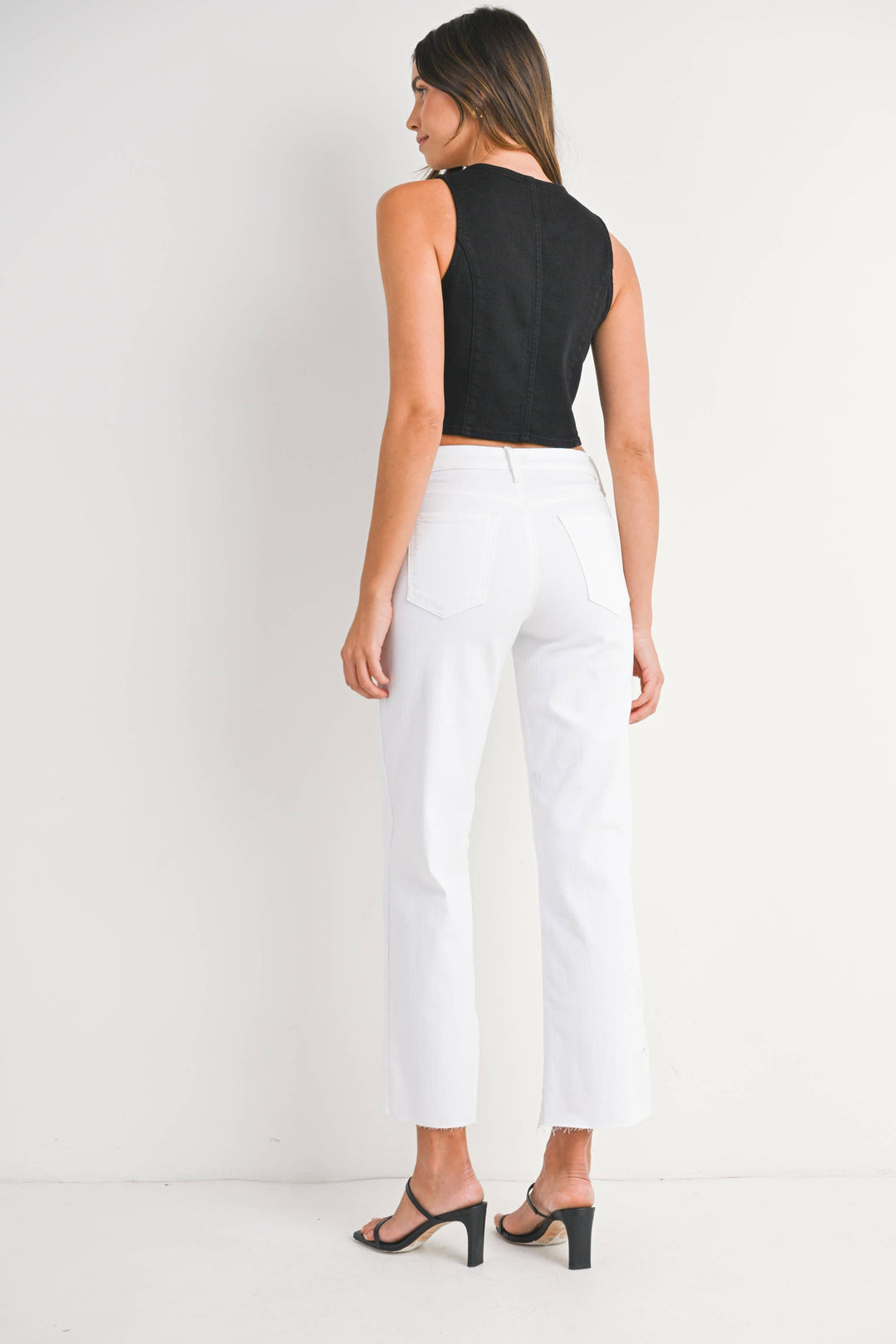 Classic Straight Jeans in Optic White
