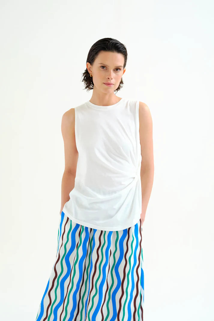 Sleeveless Knot T-Shirt