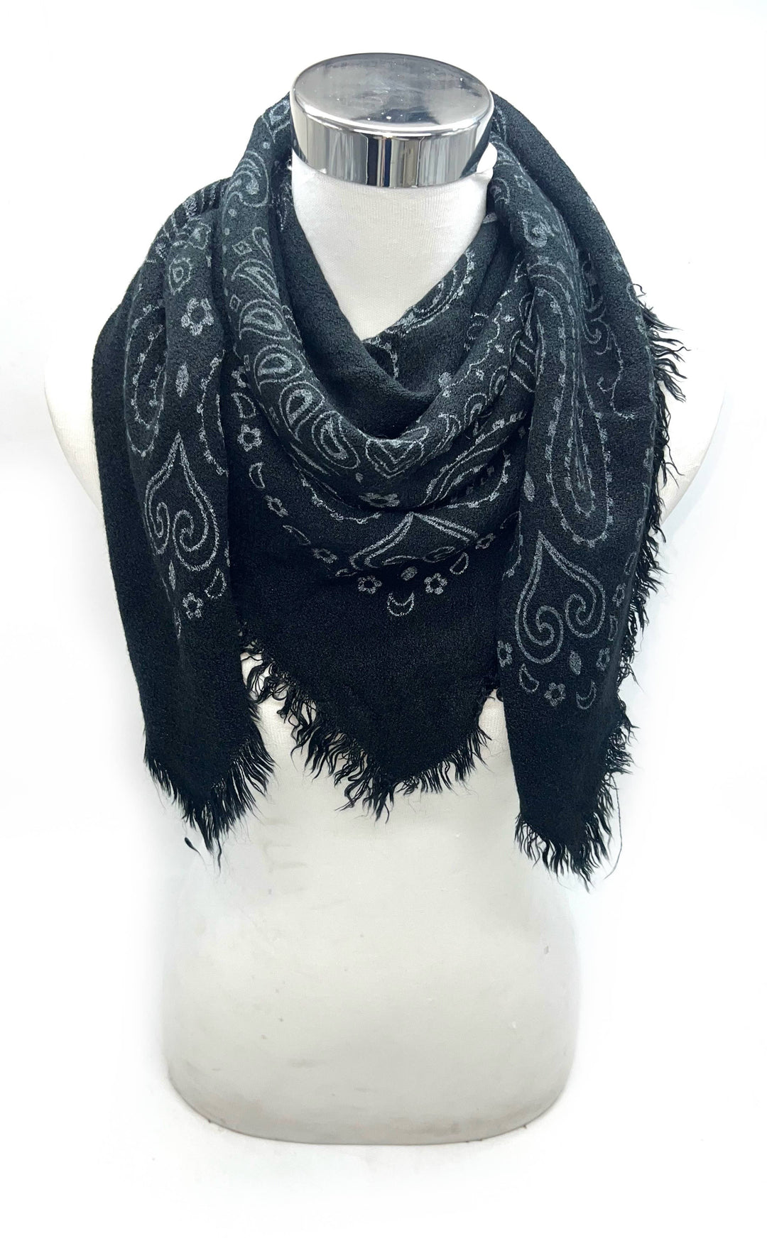 Square wool scarf with paisley pattern in Black