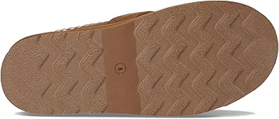 Close Slip-On Shoe in Chestnut Suede