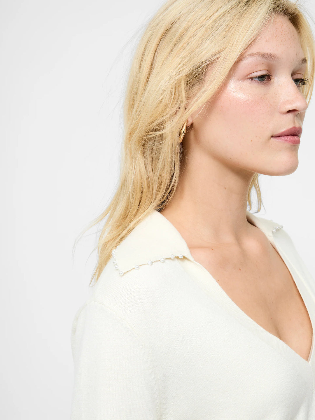 Cream Knit Pearl V-Neck Sweater