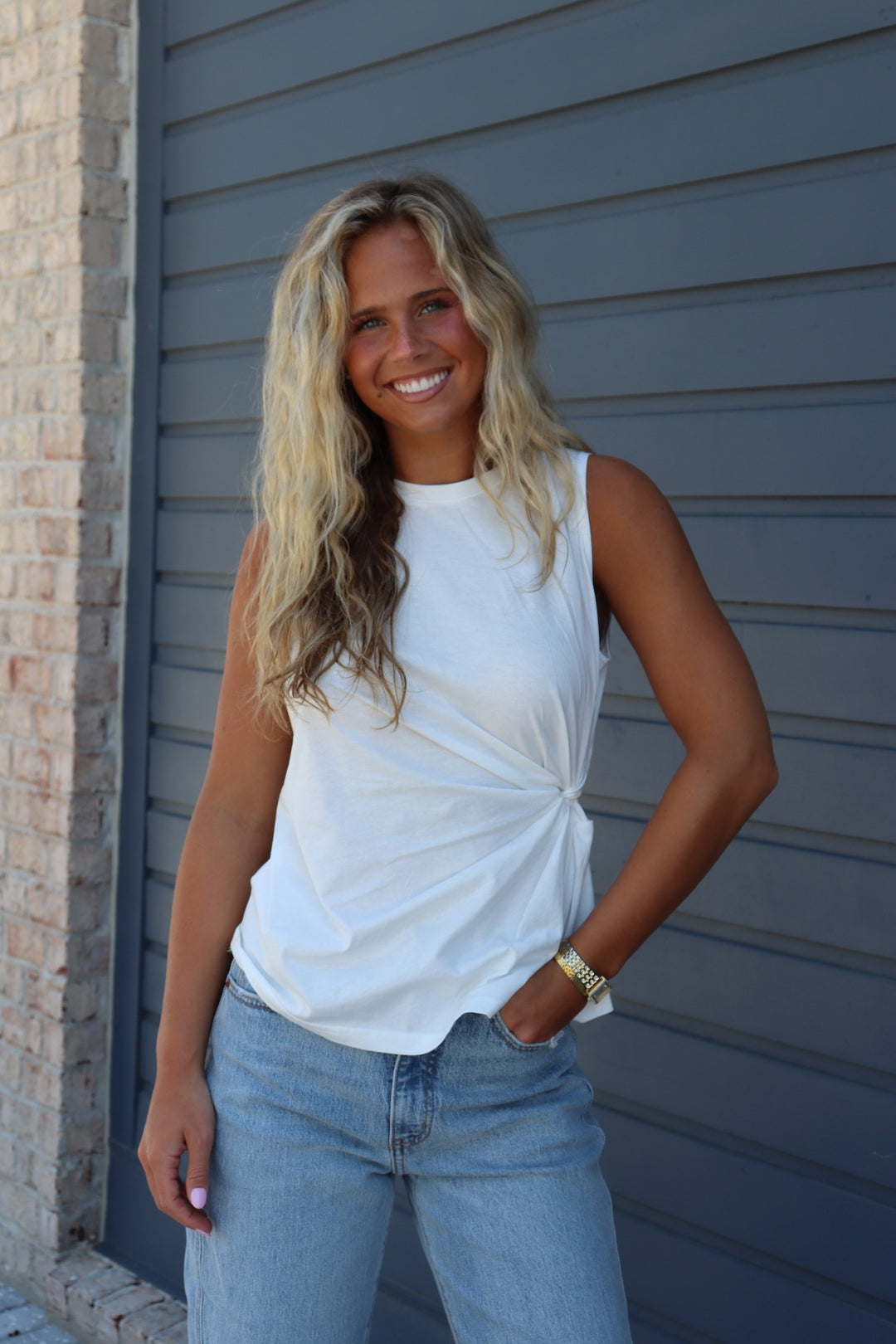Sleeveless Knot T-Shirt