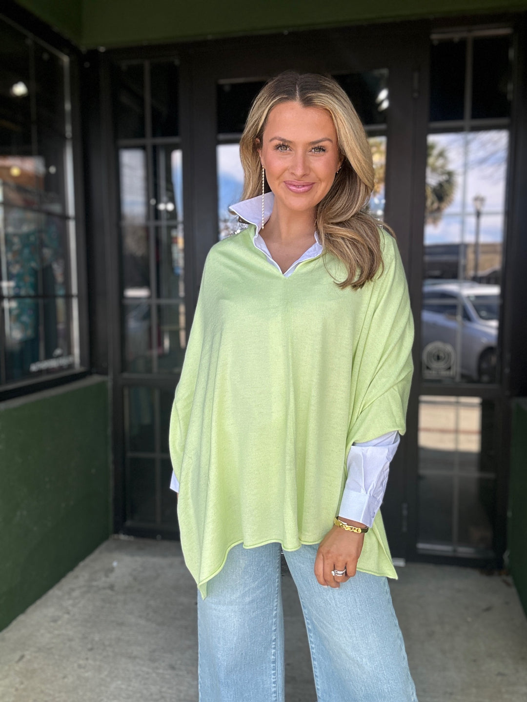 Eden Poncho In Pale Lime