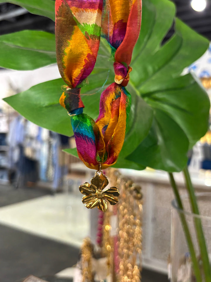 Retro Flower Scarf Necklace