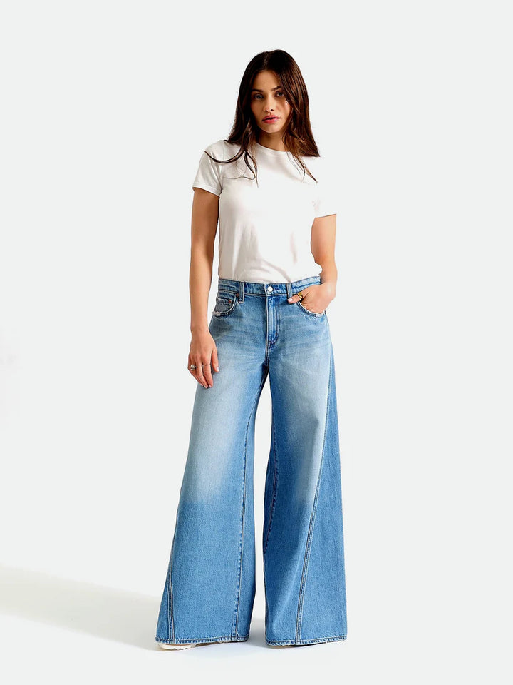 Wilder Ultra Wide Leg in Pulse - Daze Denim