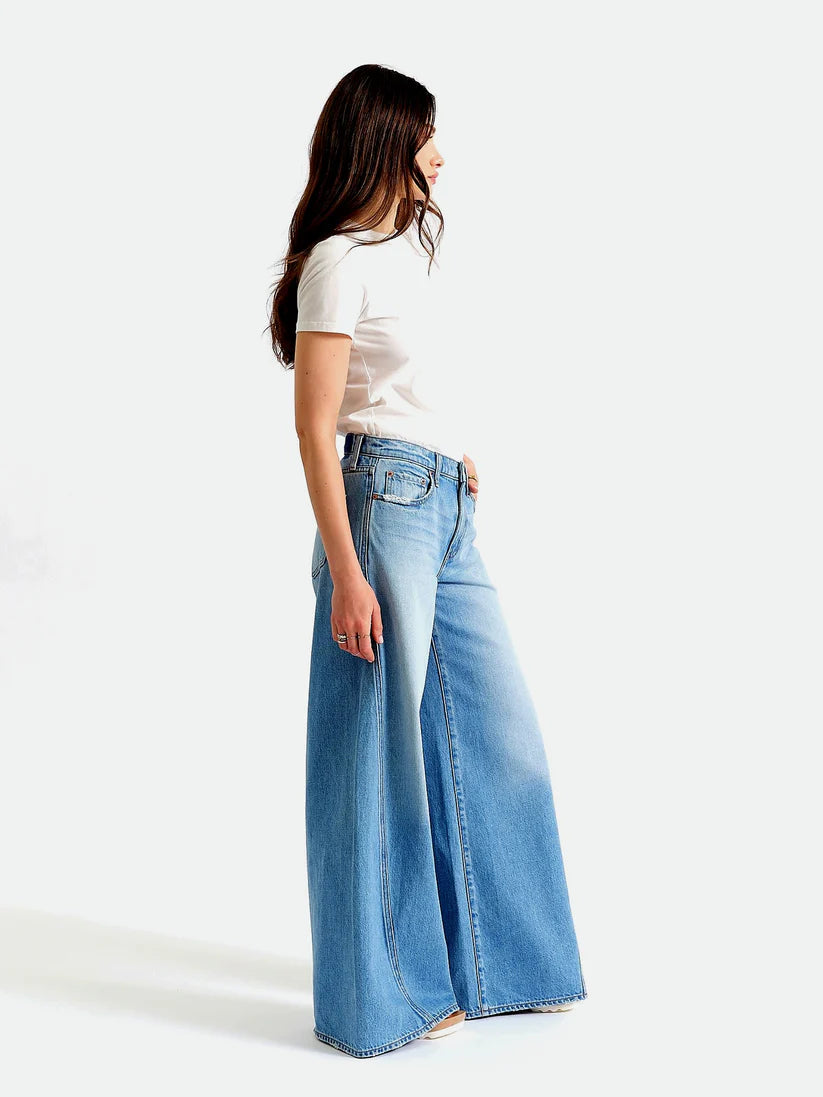 Wilder Ultra Wide Leg in Pulse - Daze Denim