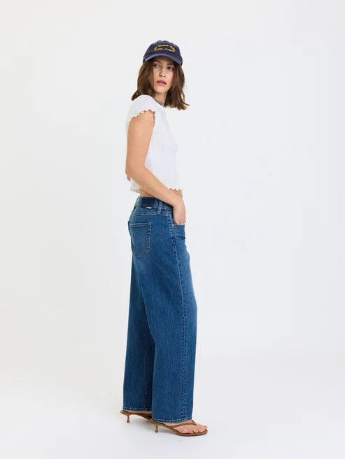 Replay Low Rise V-Waist Barrel Jeans in Almost Home - Daze Denim