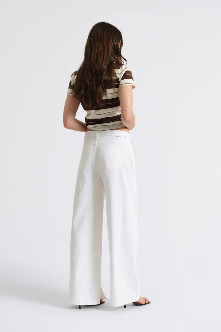 Wanderer Mid Rise Wide Leg Pant in Lamb - Daze Denim