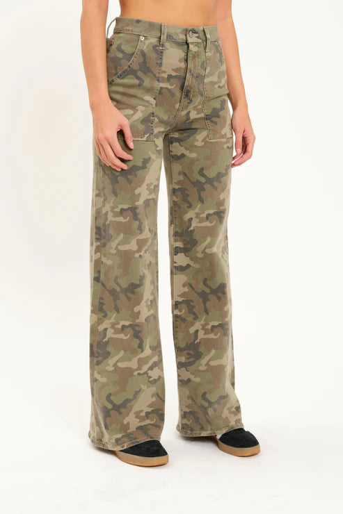 Far Out High Rise Wide Leg in Hideaway - DAZE Denim
