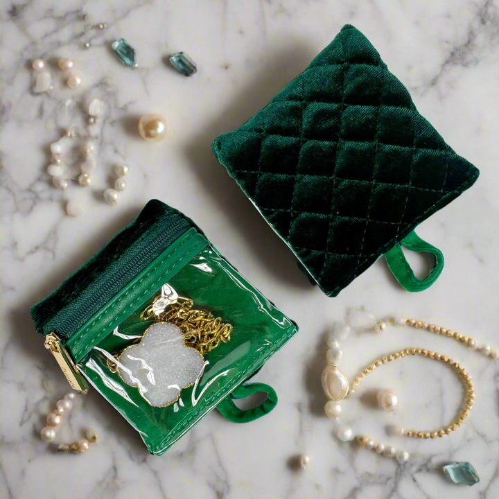 Getaway Jewelry Case - Emerald Velvet