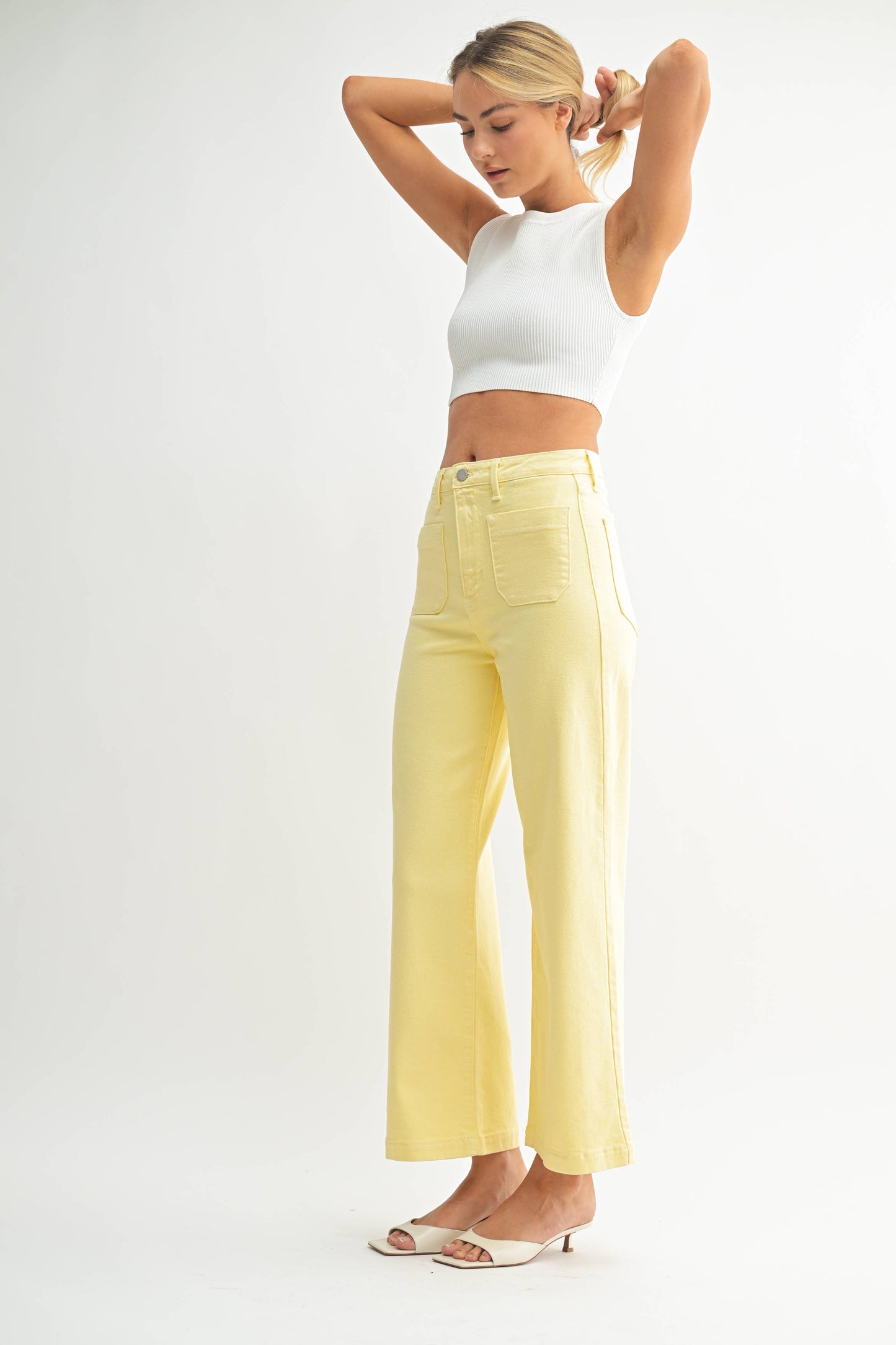 SUNSHINE - Patch Pocket Wide Leg Jeans