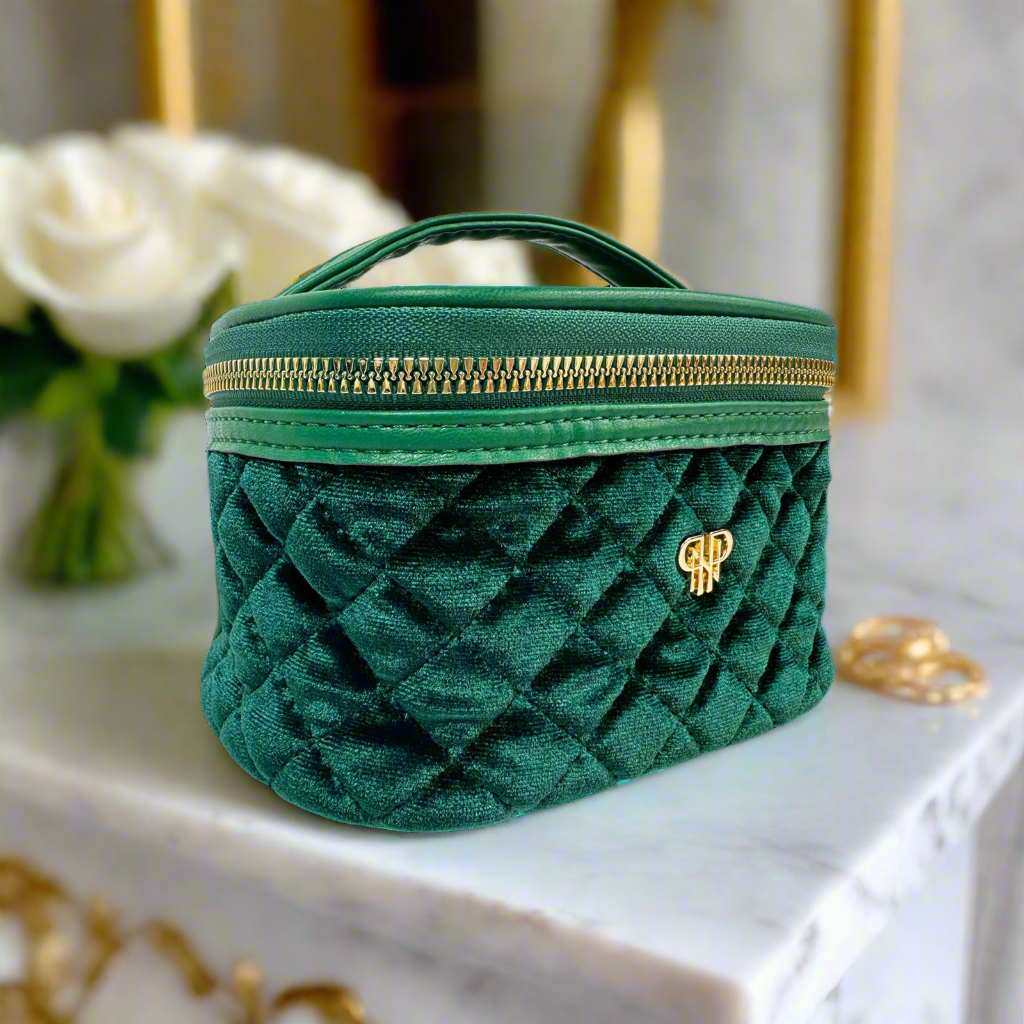 Getaway Jewelry Case - Emerald Velvet