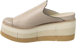 Beige Flow Platforms