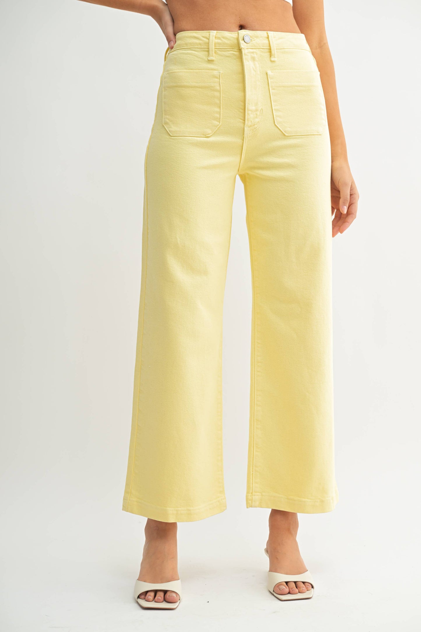 SUNSHINE - Patch Pocket Wide Leg Jeans