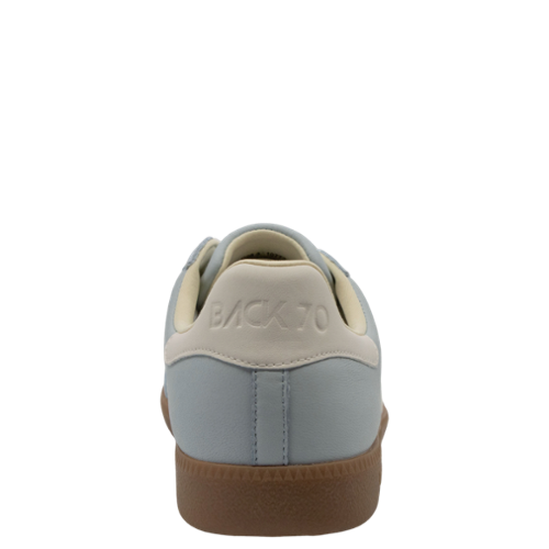 Back 70 Cloud D26 Sneakers in Light Sky
