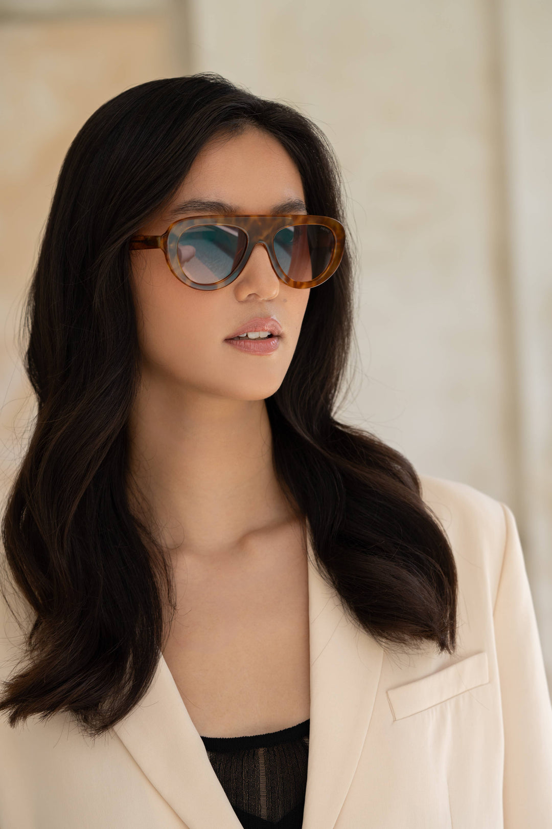 Jetsetter Sunglasses: Honey Tortoise