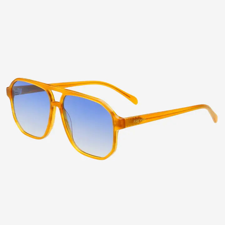 Billie Sunglasses in Auburn - Freyrs