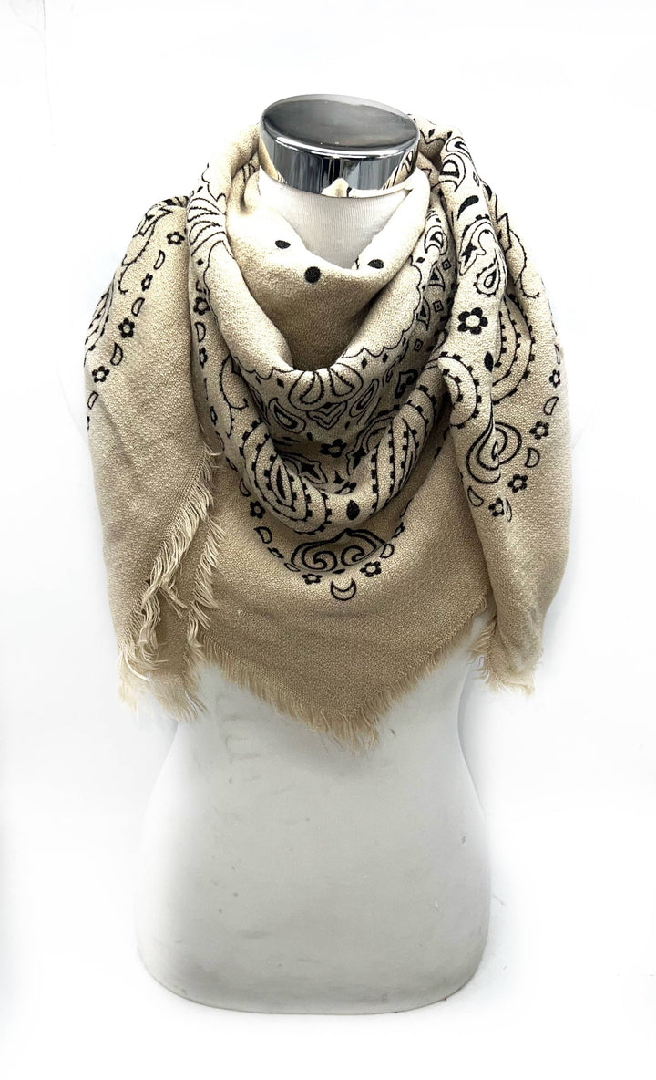 Square wool scarf with paisley pattern in Taupe