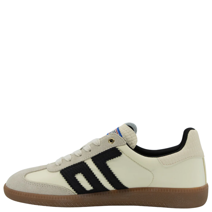 Back 70 - Ghost in Beige and Black