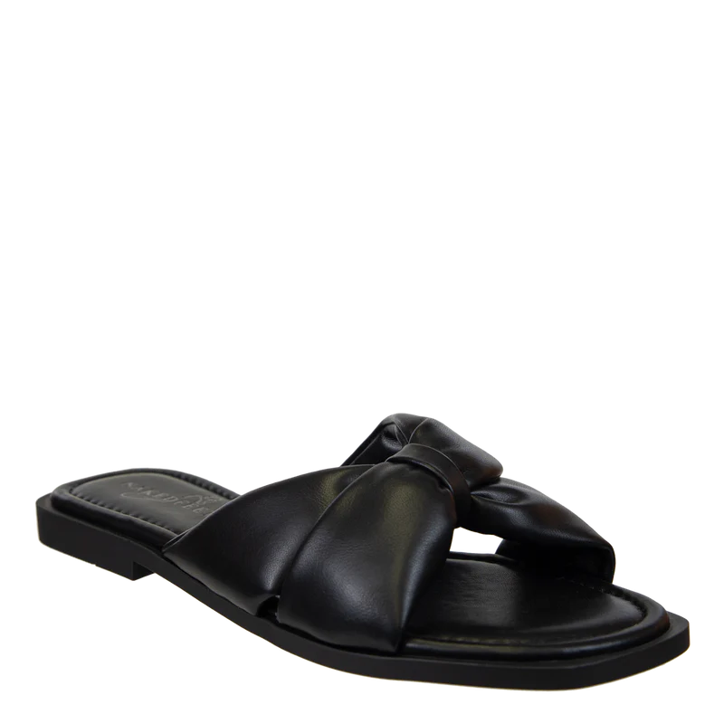 Goa In Black Flat Sandal