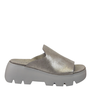 Drift in Silver Platform Sandle