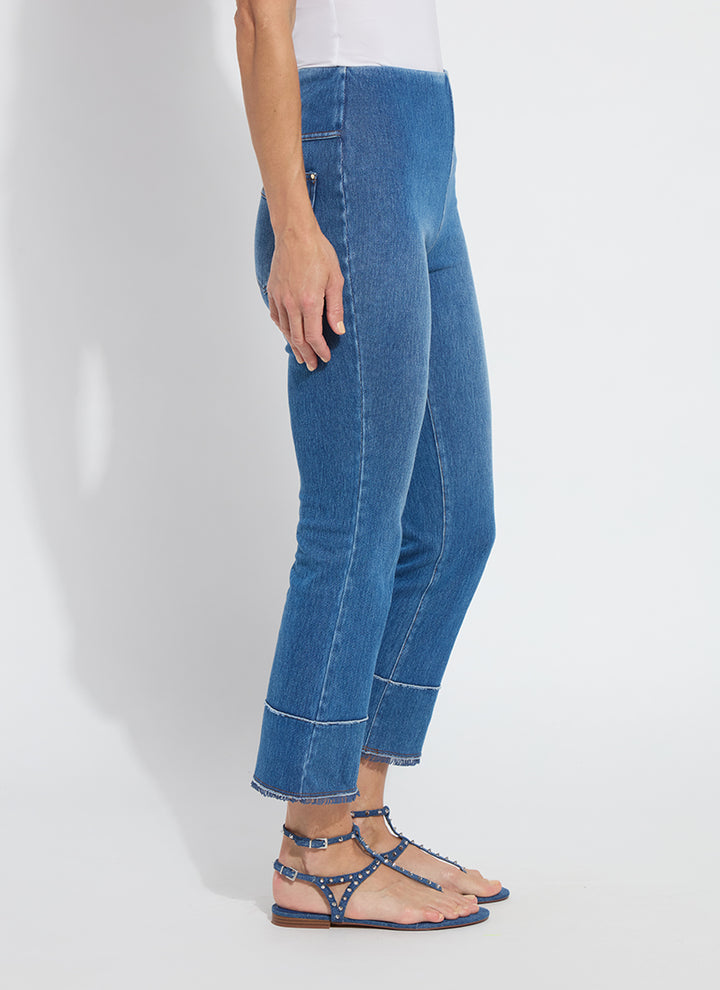 Dara Seamed Hem Crop Denim in Mid Wash
