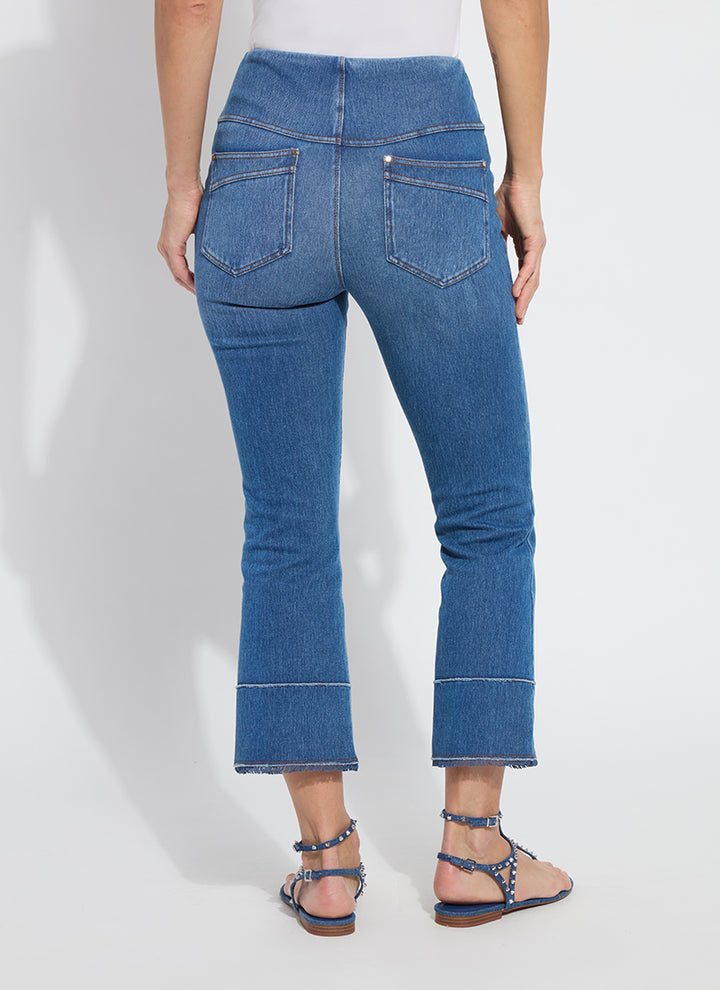 Dara Seamed Hem Crop Denim in Mid Wash